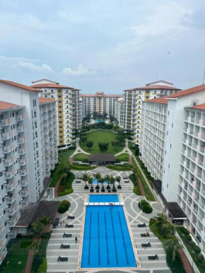 Entire unit with WiFi and Netflix, behind SM Sucat